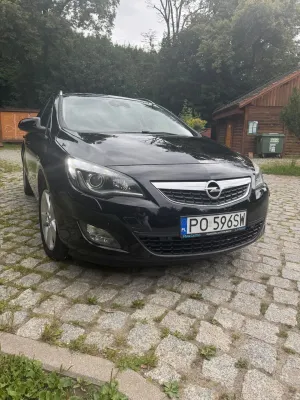 Opel Astra J (2009-2019) 1.4 T Cosmo 2011