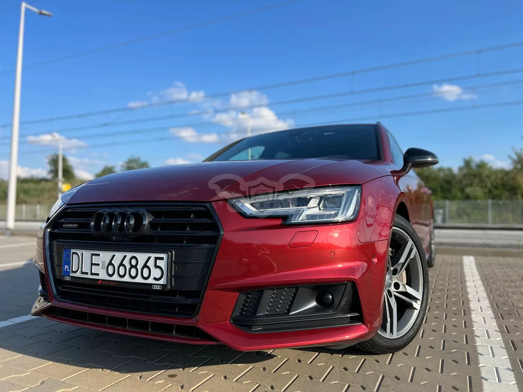 Audi A4 B9 (2015-) 2.0 TDI DPF clean diesel quattro S tronic S line Sportpaket 2017