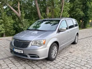Chrysler Town & Country V (2007-2016) 3.6 Touring 2013