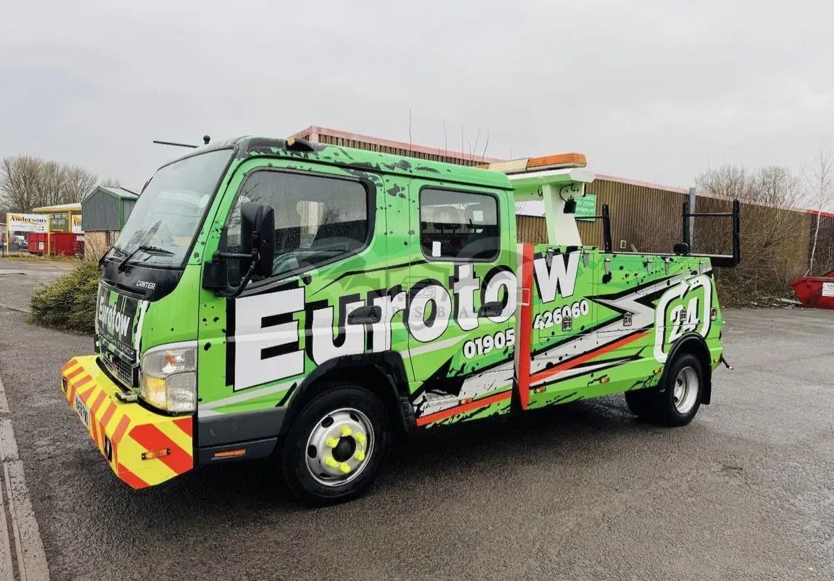Mitsubishi Fuso Canter 2009