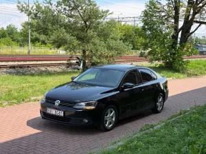Volkswagen Jetta A6 (2010-2018) 1.6 TDI Comfortline 2011
