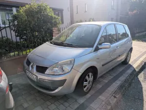 Renault Scenic II (2003-2009) 1.6 16V Authentique 2006