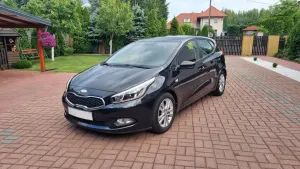 Kia Ceed II (2012-) 1.6 GDI Dream-Team Edition 2012