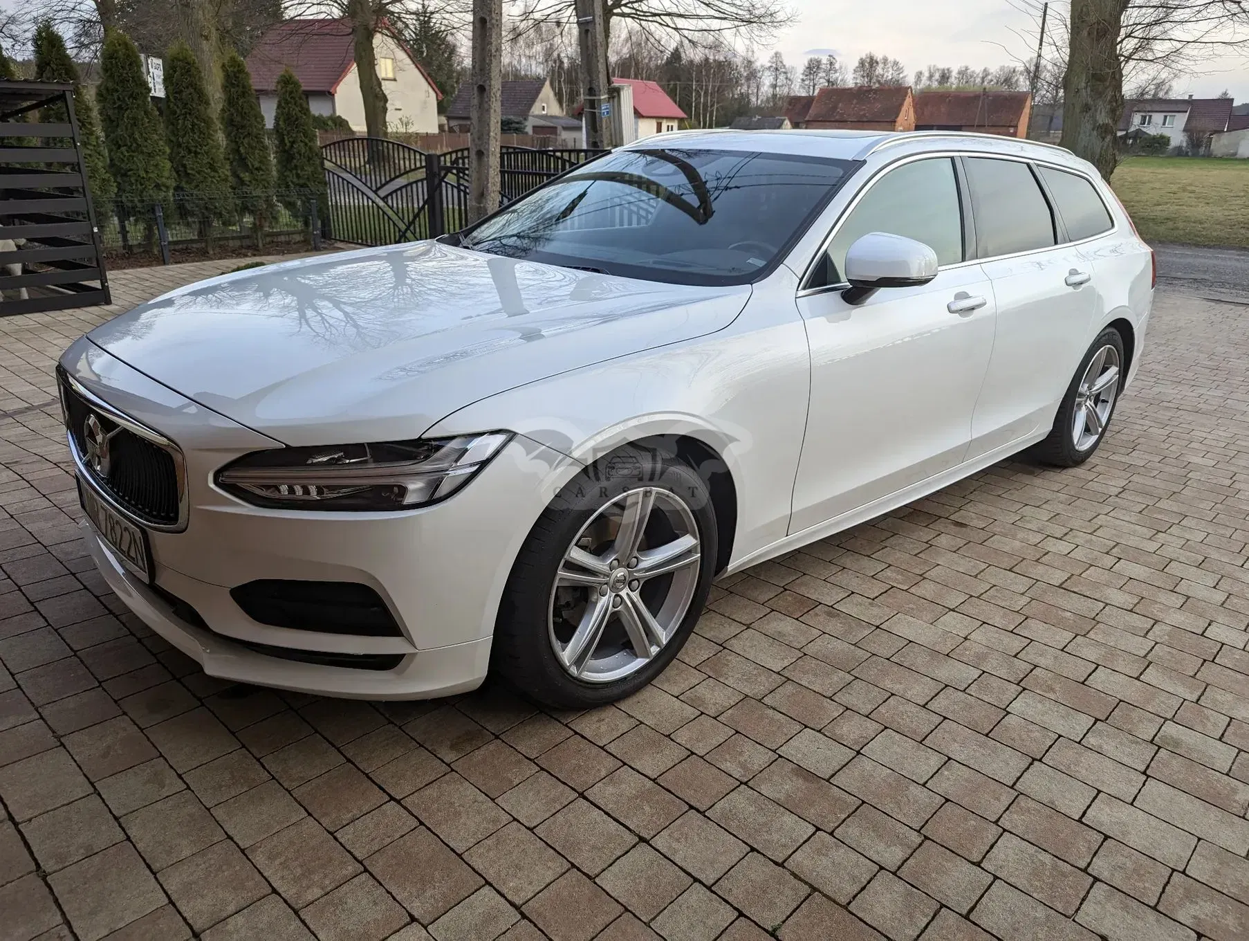 Volvo V90 D4 Momentum Pro 2019