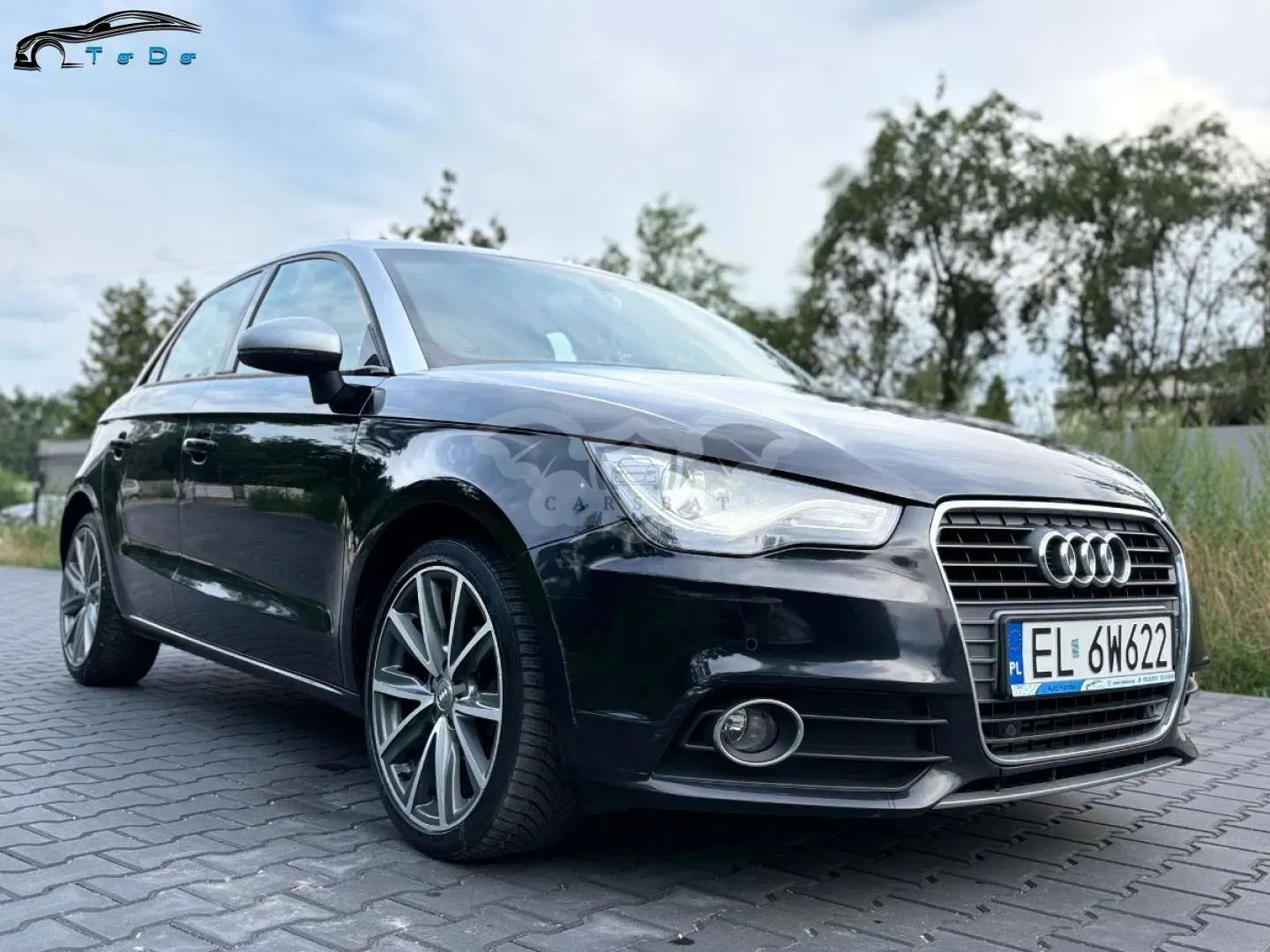 Audi A1 8X (2010-2018) 1.6 TDI S tronic S line edition m S line Sportpaket 2013