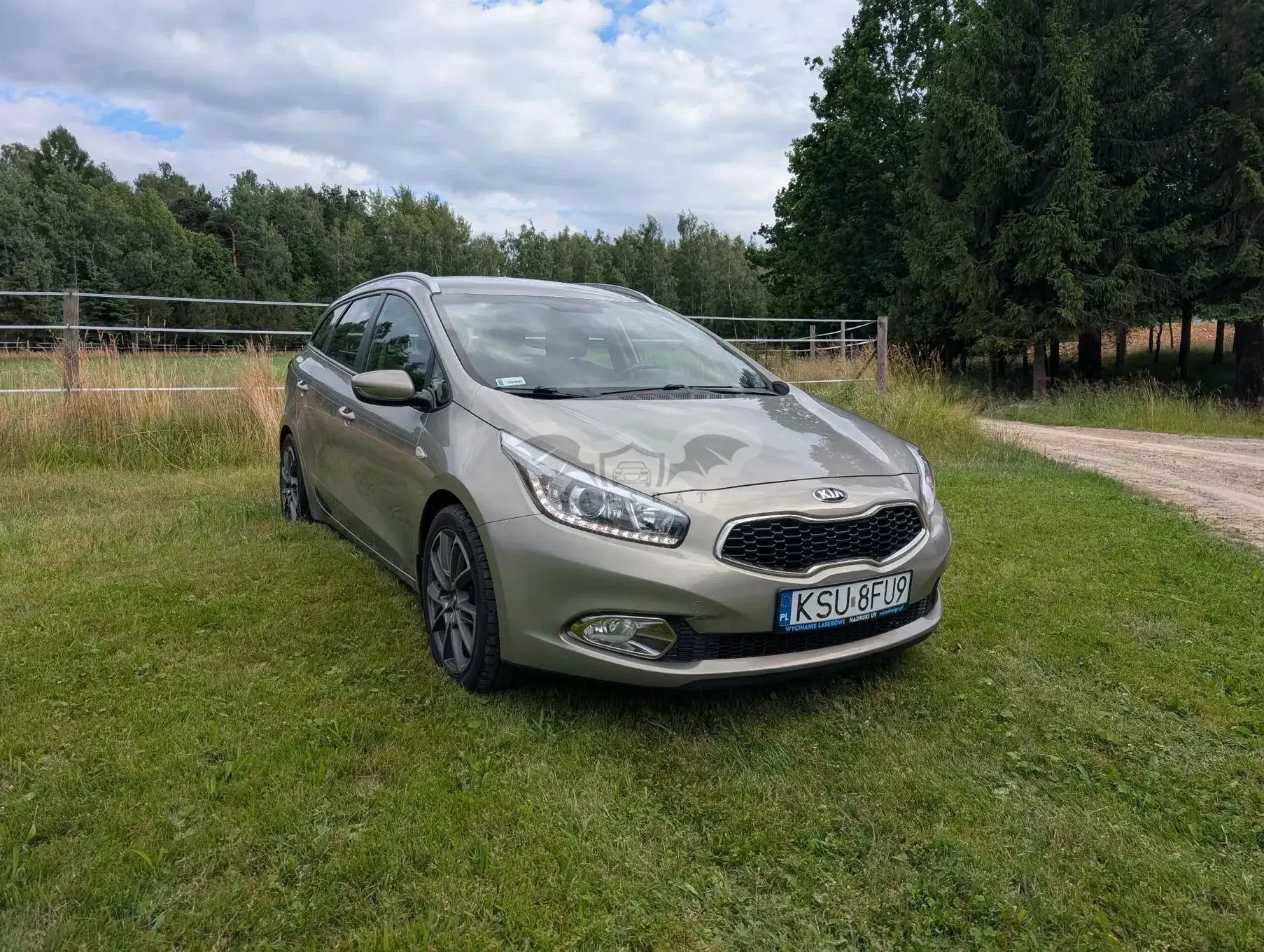 Kia Ceed II (2012-) 1.6 CRDi L 2013