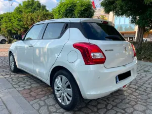 Suzuki Swift VI (2017-2024) 1.2 SHVS Premium Plus 2020