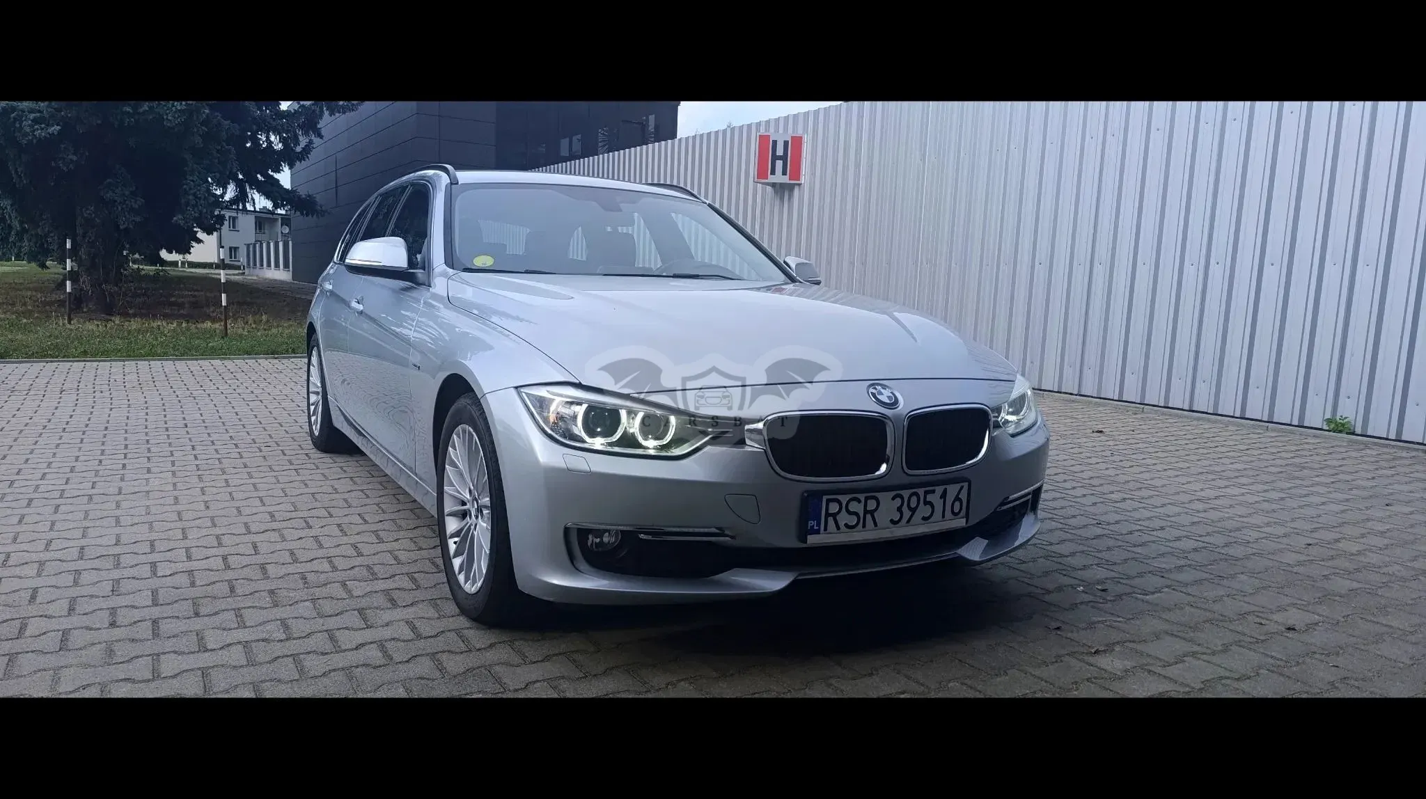 BMW 3 Series F30/F31 (2012-2020) 316d Luxury Line 2015