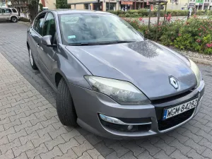 Renault Laguna III (2007-) 2.0 dCi Black Edition 2011