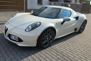 Alfa Romeo 4C 2015