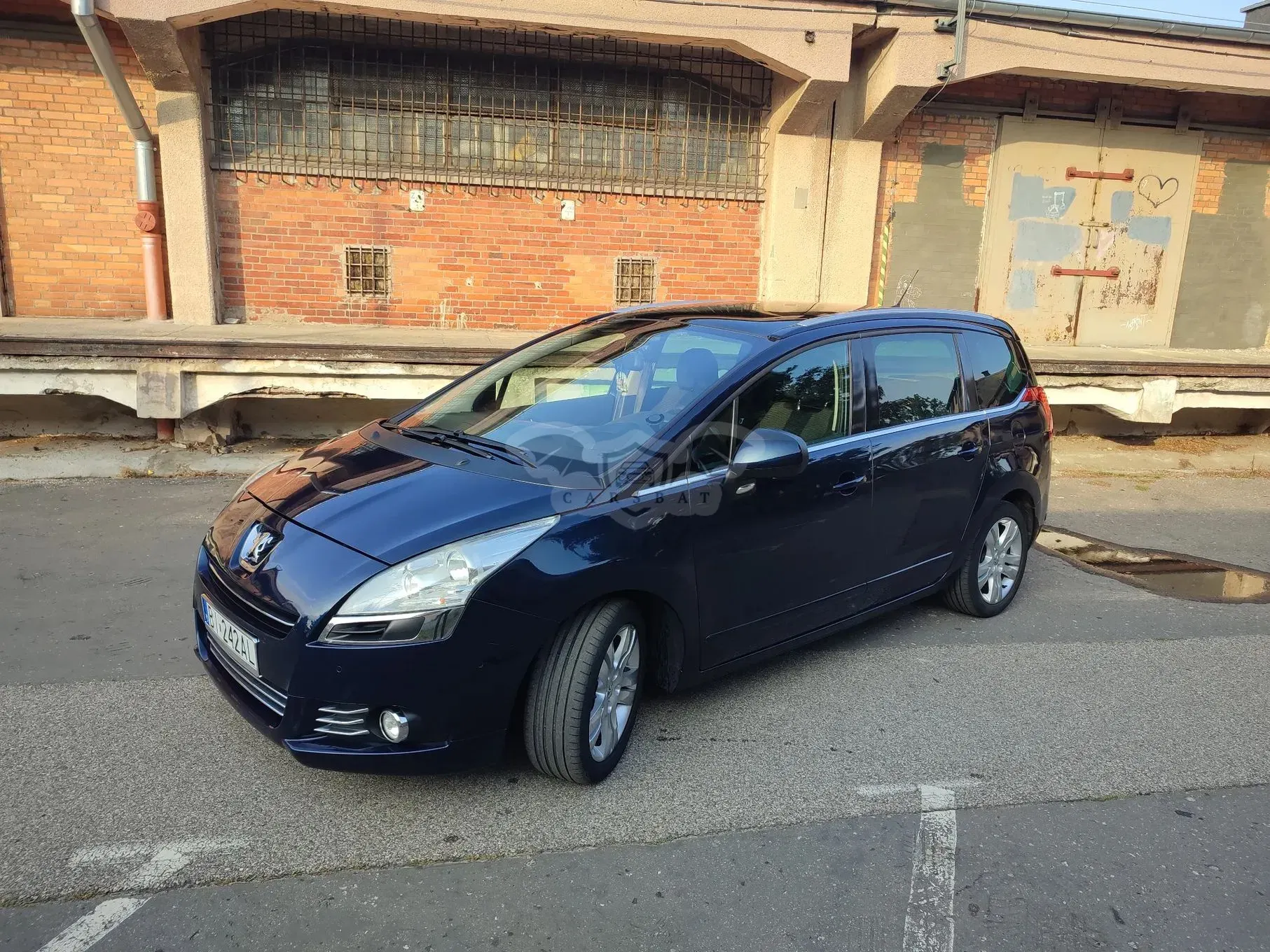Peugeot 5008 I (2009-2017) 2.0 HDi Family 7os 2010