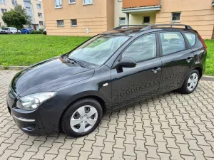 Hyundai i30 I (2007-2012) 1.4 Blue Classic 2010