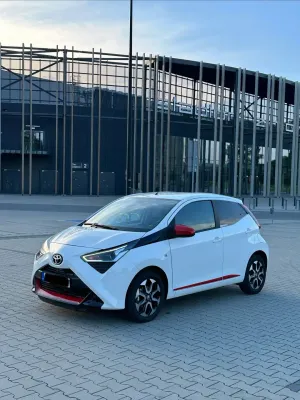 Toyota Aygo II (2014-) x-play 2019