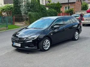 Opel Astra K (2015-2021) 1.4 T Dynamic S&S 2017