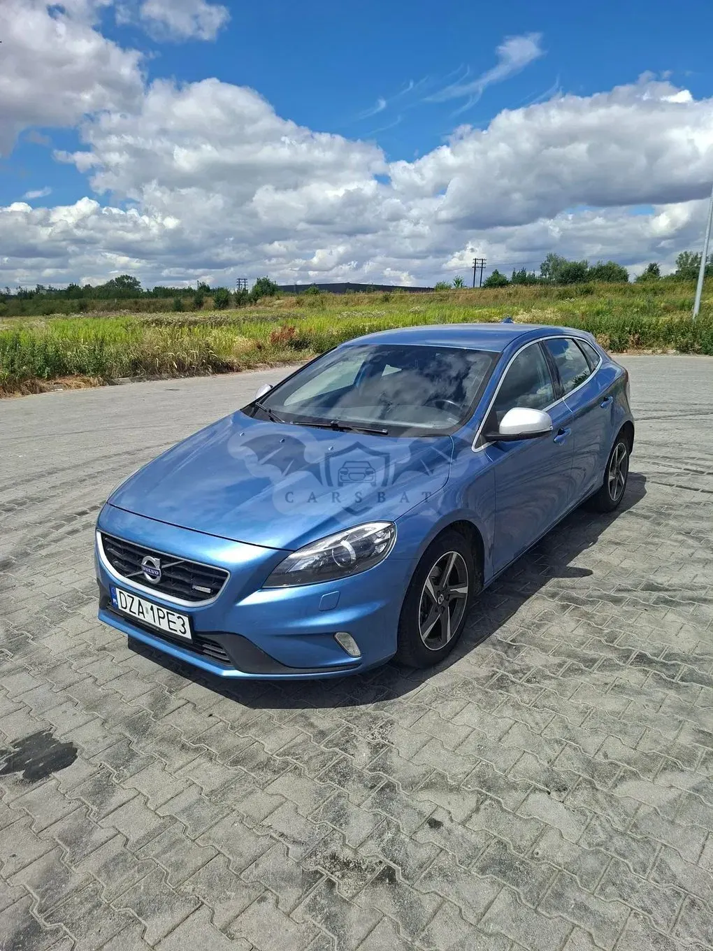 Volvo V40 II (2012-) D2 Drive-E R-Design Momentum 2015