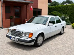 Mercedes-Benz E 1990