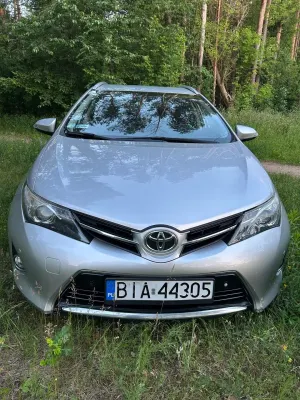 Toyota Auris II (2012-) 1.6 Active 2015