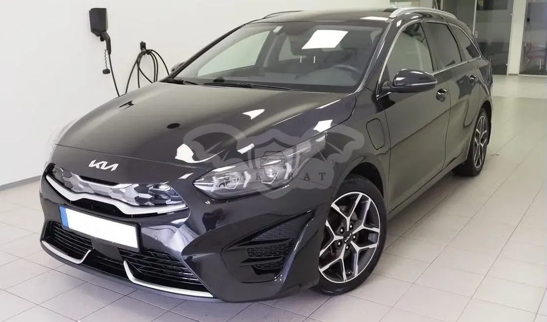 Kia Ceed III (2018-) 1.6 GDI DCT OPF Vision 2022
