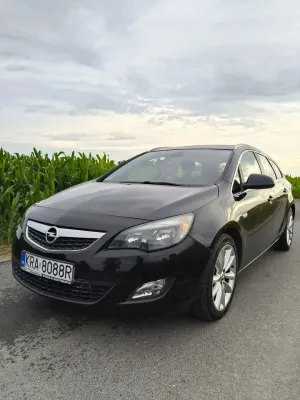 Opel Astra J (2009-2019) 1.4 Turbo 2011