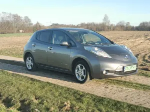Nissan Leaf 30 kWh (mit Batterie) Acenta 2016