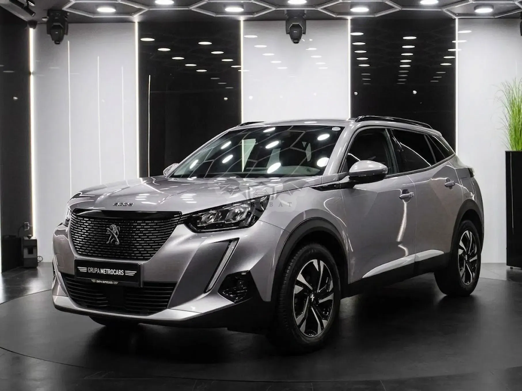Peugeot 2008 II (2019-) 1.2 PureTech Allure S&S EAT8 2021