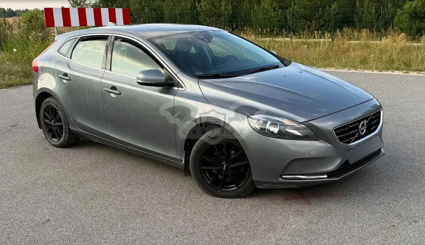 Volvo V40 II (2012-) D2 Summum 2015