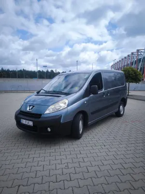Peugeot Expert 2008