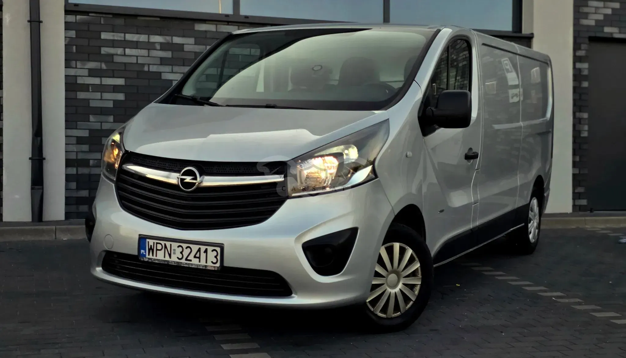 Opel Vivaro II (2014-2019) L2H1 2.9t Edition Business 2017