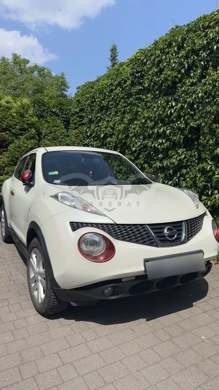 Nissan Juke I (2010-2019) 1.6 T Tekna 4x4 2011