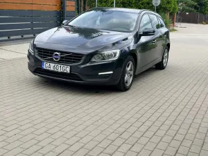 Volvo V60 I (2011-2018) D2 Drive-E Kinetic 2016