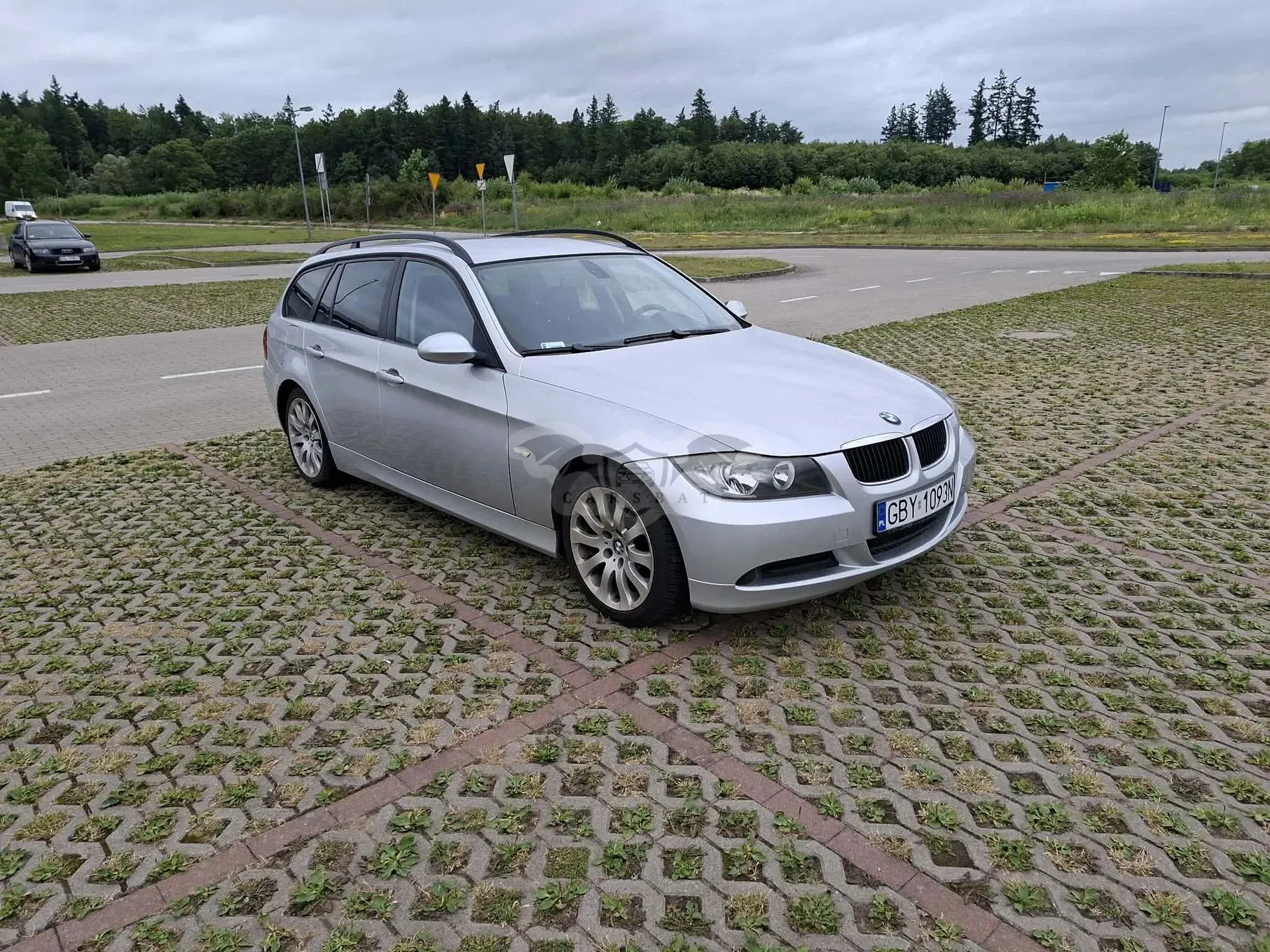 BMW 3 Series E90/E91/E92/E93 (2005-2012) 318i 2008
