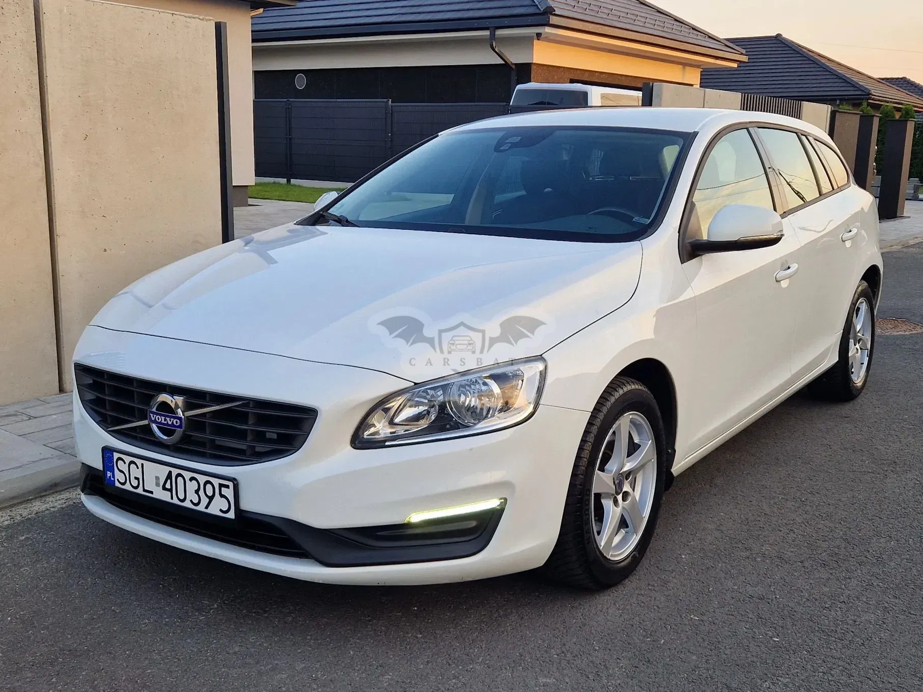Volvo V60 I (2011-2018) D2 Drive-E Momentum 2016