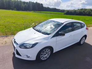 Ford Focus Mk3 (2010-2018) 1.6 EcoBoost Start-Stopp-System Titanium 2011