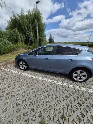 Opel Astra J (2009-2019) 2010