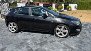 Opel Astra J (2009-2019) 1.7 CDTI DPF Edition Sport 2011