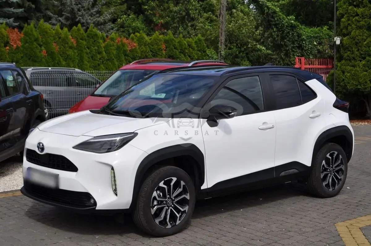 Toyota Yaris IV (2020-) 2024