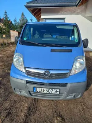 Opel Vivaro 2011