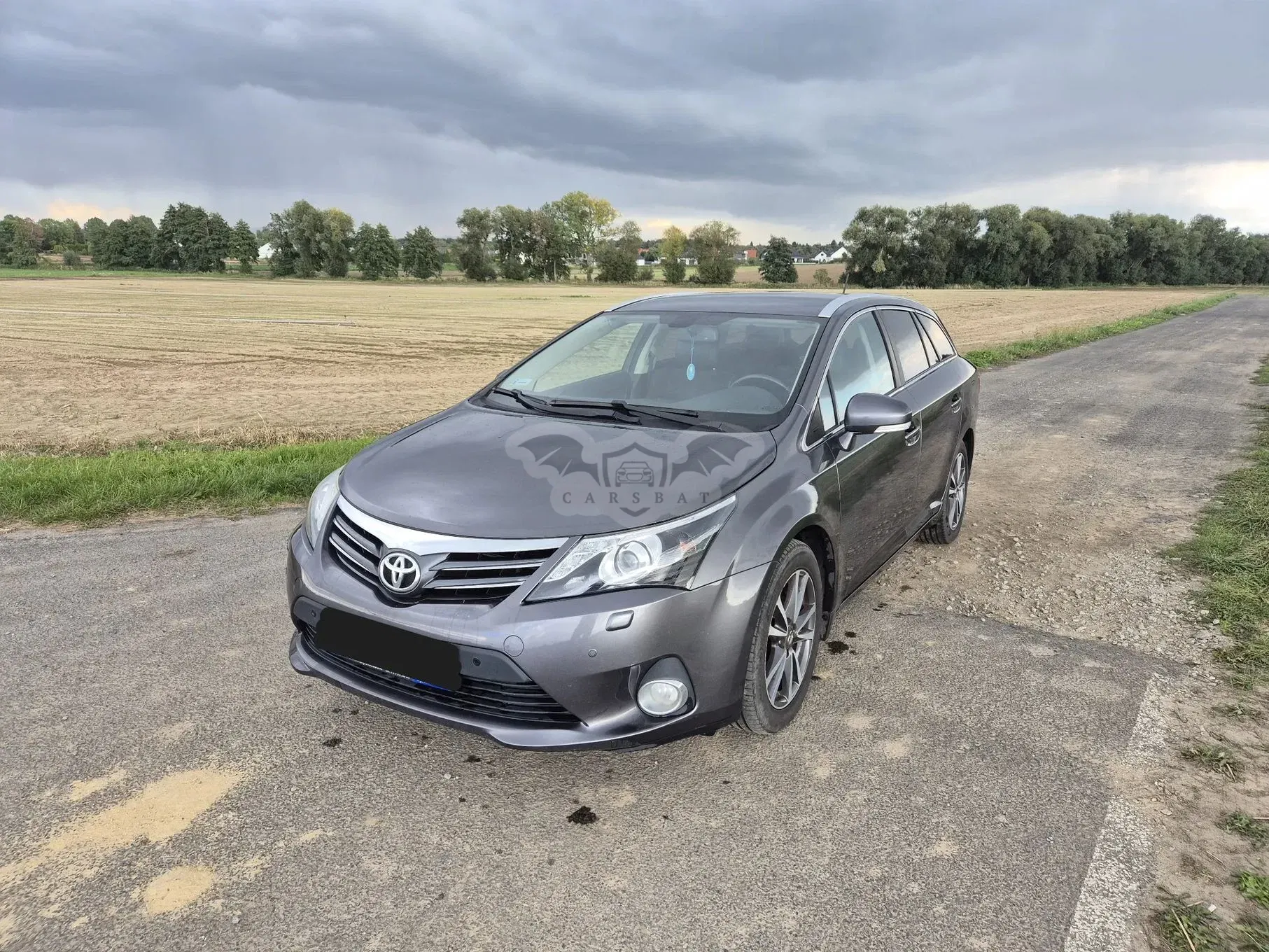 Toyota Avensis III (2009-) 2.0 D-4D Premium 2013