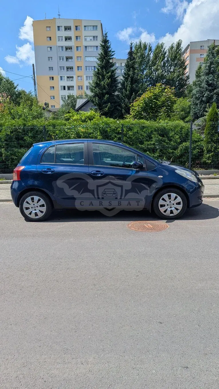 Toyota Yaris II (2005-2011) 1.3 Sol 2006