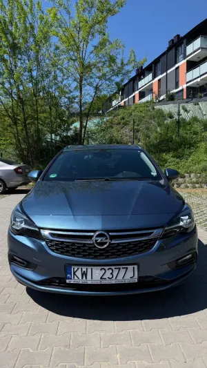 Opel Astra K (2015-2021) 1.6 CDTI Essentia 2016