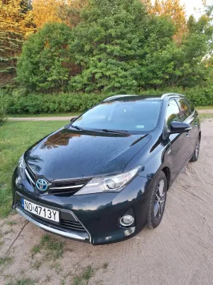 Toyota Auris II (2012-) 1.8 HSD Luna 2015