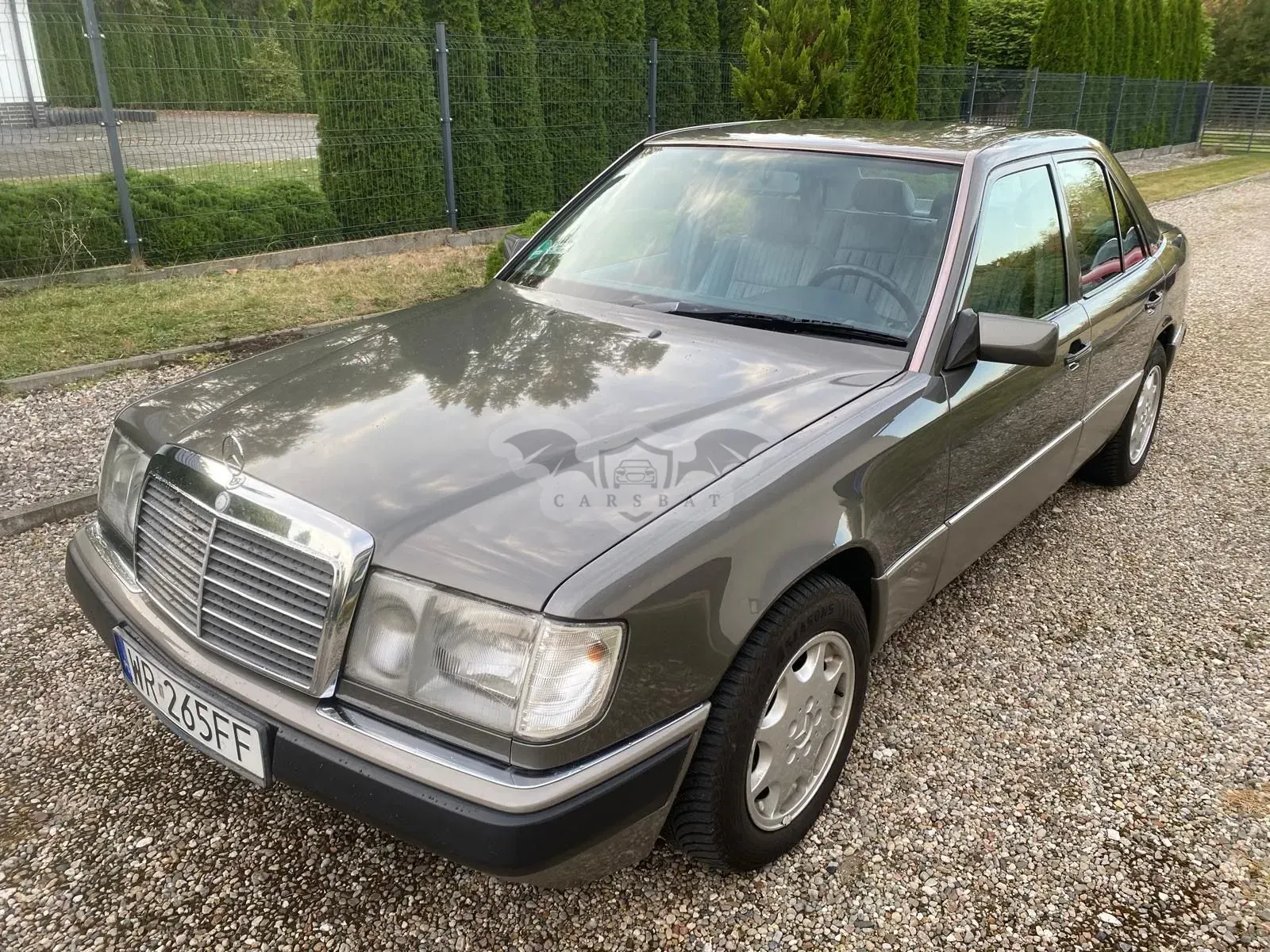 Mercedes-Benz E 1993