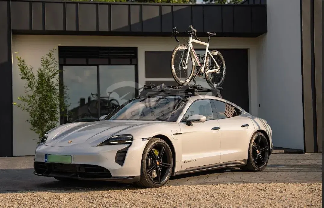 Porsche Taycan GTS 2022