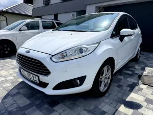 Ford Fiesta Mk7 (2008-) 1.0 EcoBoost Titanium 2013