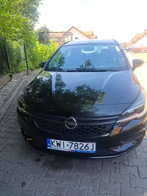 Opel Astra K (2015-2021) 1.6 CDTI Enjoy 2017