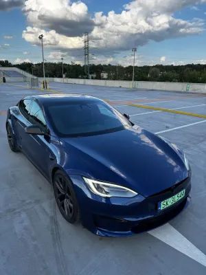 Tesla Model S Long Range 2021