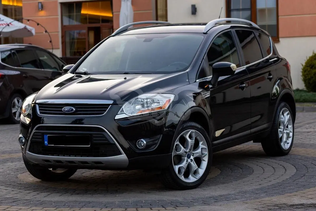 Ford Kuga I (2008-2012) 2.0 TDCi 2x4 Titanium 2011