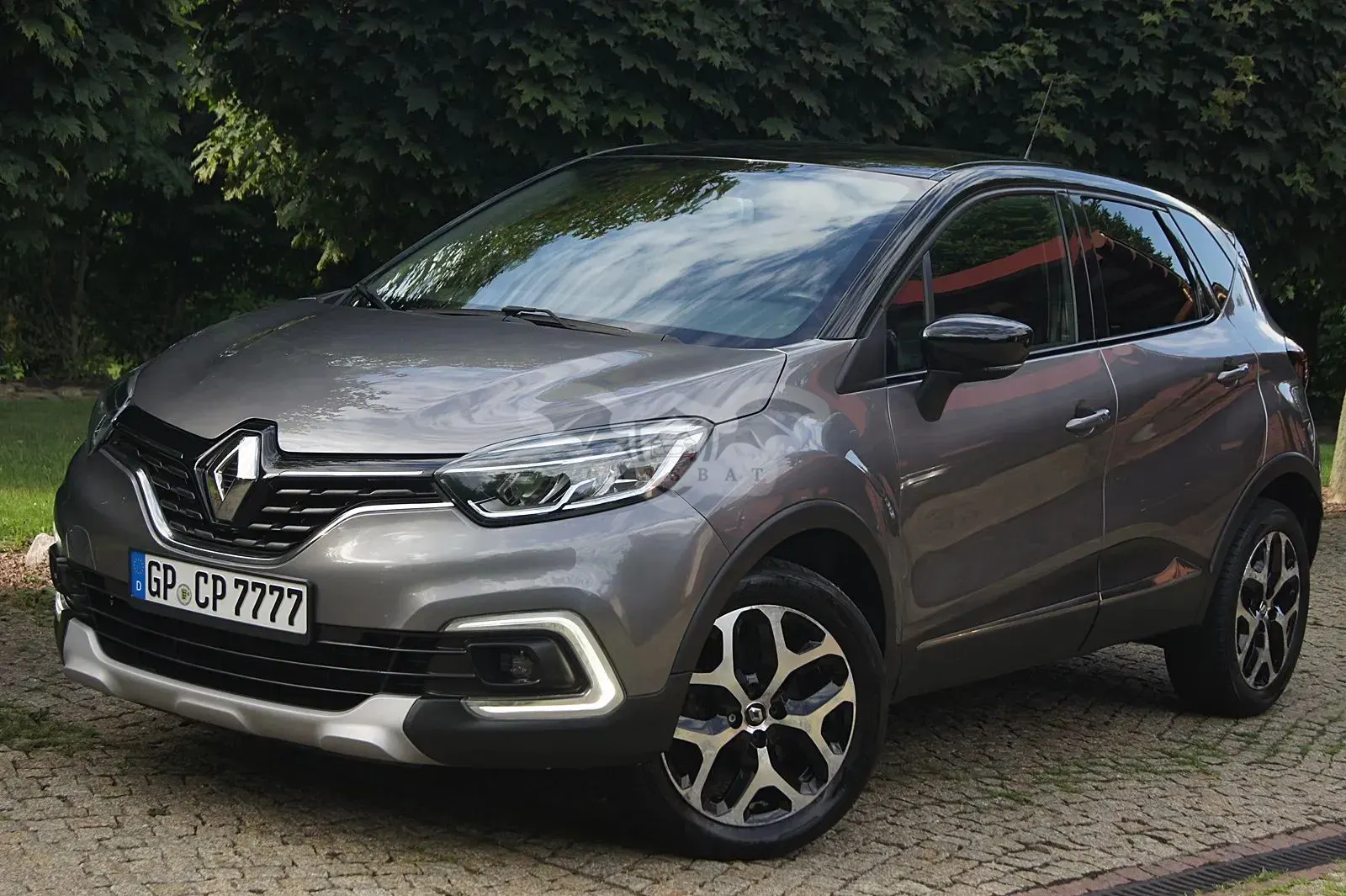 Renault Captur / QM3 I (2013-2019) 1.2 Energy TCe Intens 2017