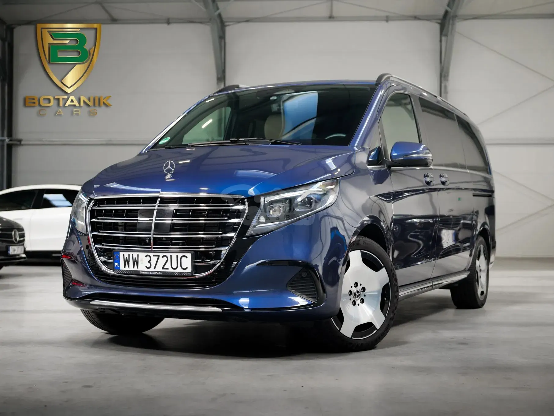 Mercedes-Benz V II (2014-) 300 mHEV 9G-Tronic (d³ugi) 2025