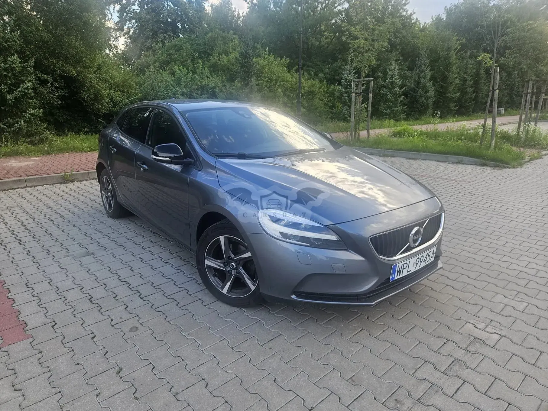 Volvo V40 II (2012-) D2 RDesign 2016